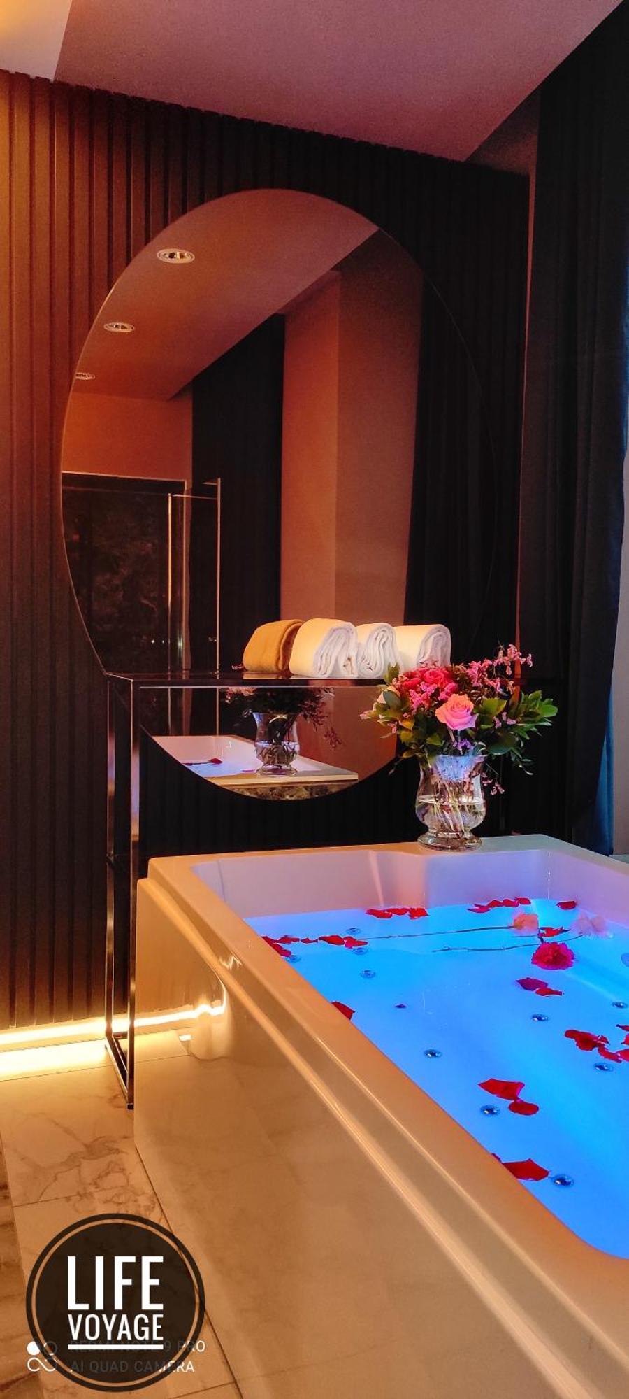 Life Voyage & - Strasbourg's Center Luxury Experience Straßburg
